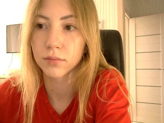 Live sex webcam photo for SweetBuns #158378723