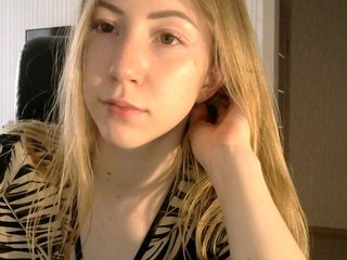 Live sex webcam photo for SweetBuns #160485742