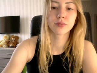 Live sex webcam photo for SweetBuns #166928796