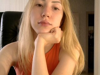 Live sex webcam photo for SweetBuns #167947682