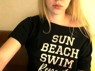 Live sex webcam photo for SweetBuns #173947285