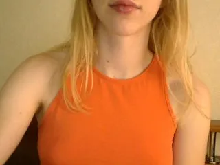 Live sex webcam photo for SweetBuns #173950198