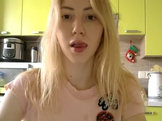 Live sex webcam photo for SweetBuns #175338423