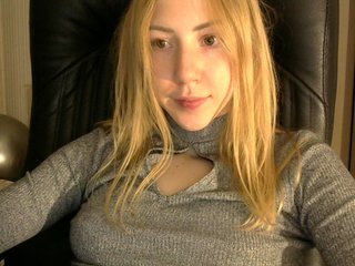 Live sex webcam photo for SweetBuns #178497818