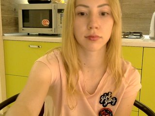 Live sex webcam photo for SweetBuns #178864064