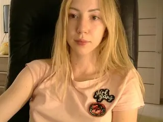 Live sex webcam photo for SweetBuns #180185692