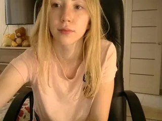 Live sex webcam photo for SweetBuns #180189415