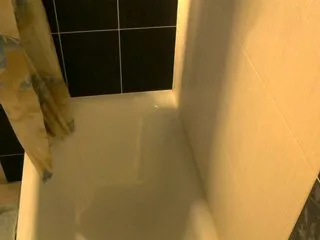 Live sex webcam photo for SweetBuns #180376228