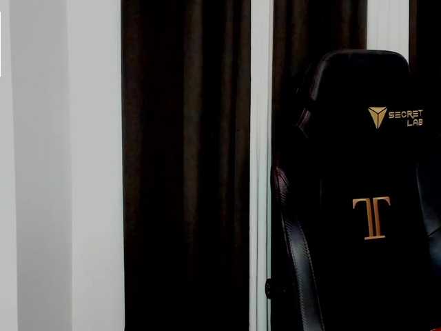 Live sex webcam photo for SweetCandice #273963036