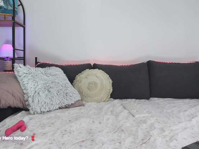 Live sex webcam photo for SweetCarrol #291386625