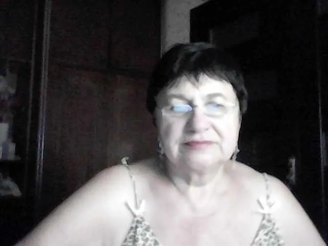 Live sex webcam photo for SweetCherry00 #274443741