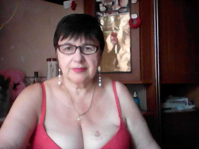 Live sex webcam photo for SweetCherry00 #275669733