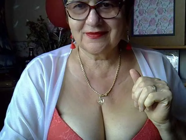 Live sex webcam photo for SweetCherry00 #276416044