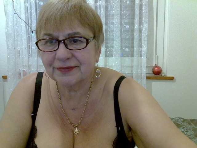 Live sex webcam photo for SweetCherry00 #277036029