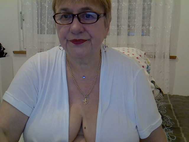 Live sex webcam photo for SweetCherry00 #277214069