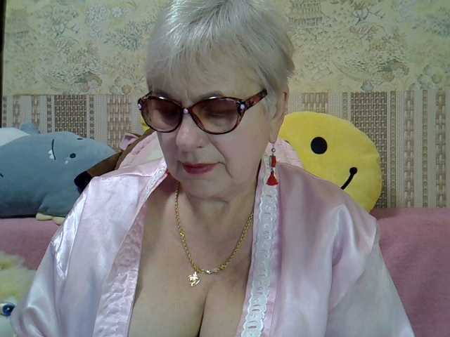 Live sex webcam photo for SweetCherry00 #277889802