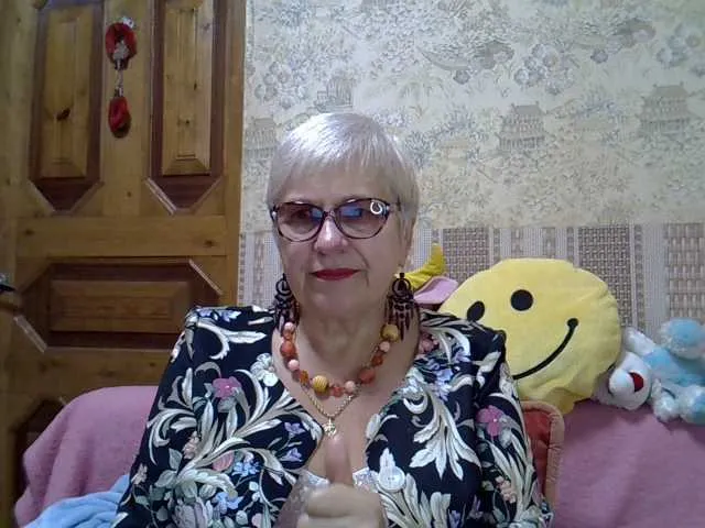 Live sex webcam photo for SweetCherry00 #290165654