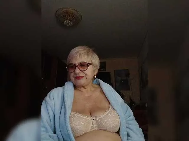 Live sex webcam photo for SweetCherry00 #290314445