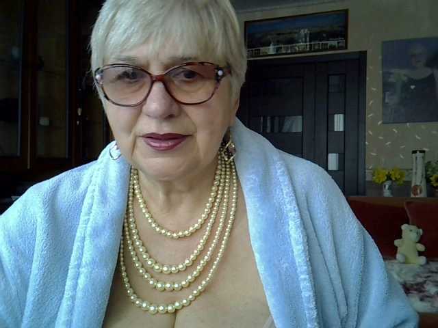 Live sex webcam photo for SweetCherry00 #290867794