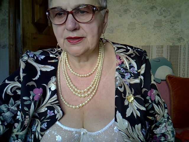 Live sex webcam photo for SweetCherry00 #290929076