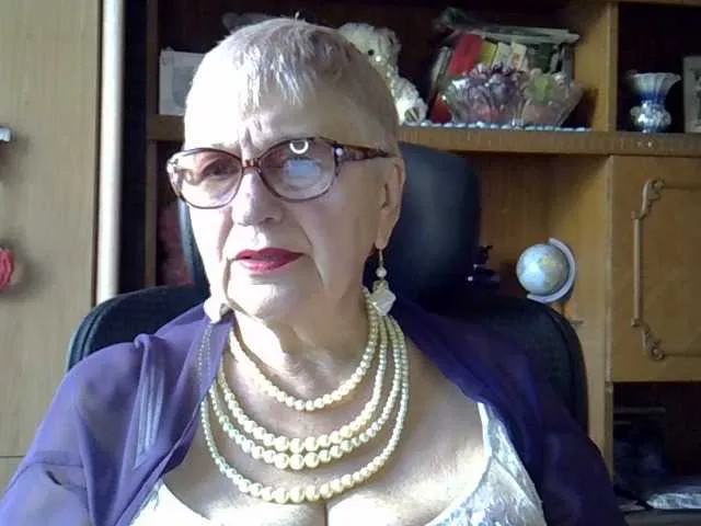 Live sex webcam photo for SweetCherry00 #291953006