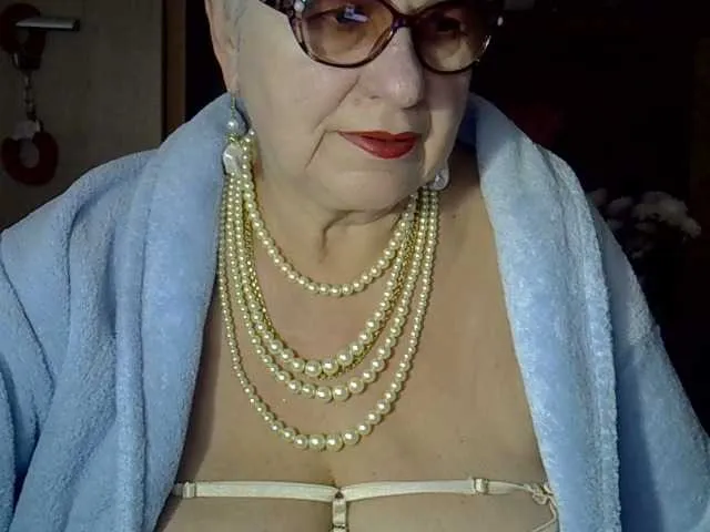 Live sex webcam photo for SweetCherry00 #292059750