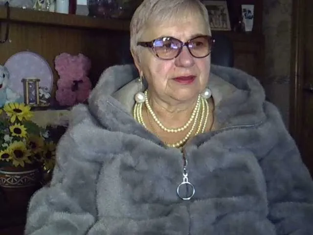 Live sex webcam photo for SweetCherry00 #292087285