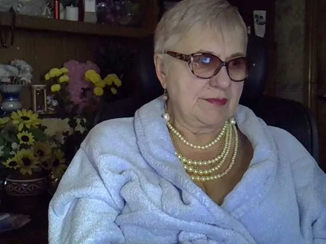 Live sex webcam photo for SweetCherry00 #292116728