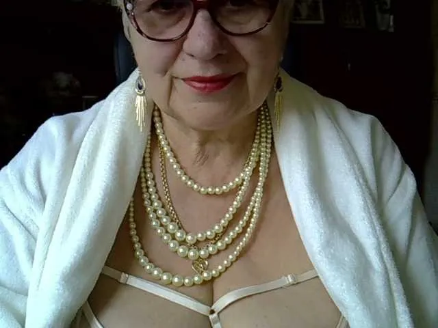 Live sex webcam photo for SweetCherry00 #292136009