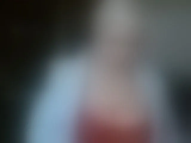 Live sex webcam photo for SweetCherry00 #294328569
