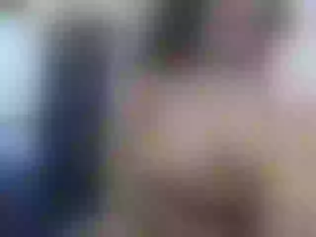 Live sex webcam photo for SweetCream18 #273119561