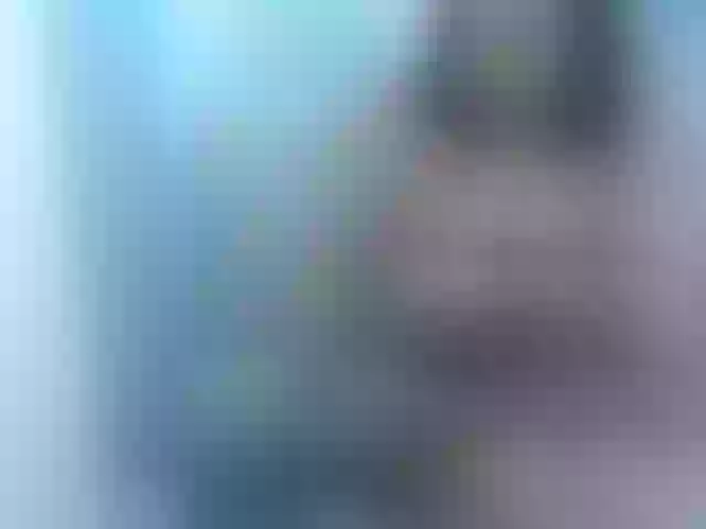 Live sex webcam photo for SweetCream18 #273247060