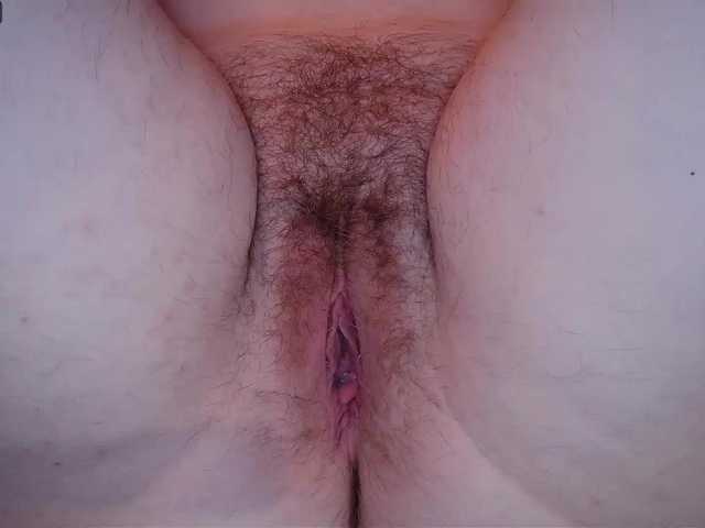 Live sex webcam photo for SweetFox #271895060