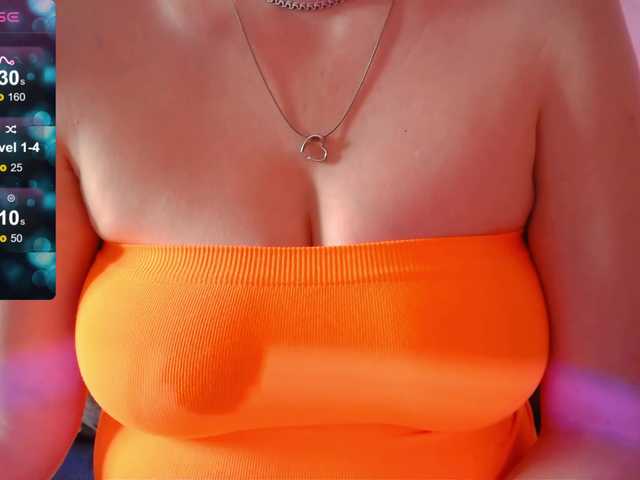 Live sex webcam photo for SweetFox #290471007