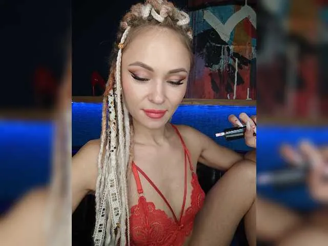 Live sex webcam photo for SweetGerl00 #277311474