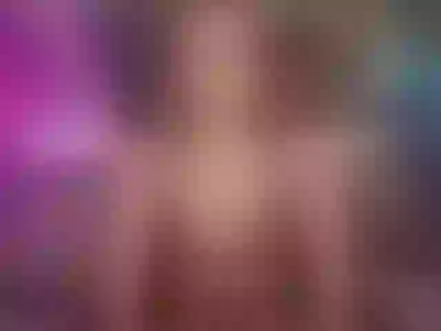 Live sex webcam photo for SweetGerl00 #277828243