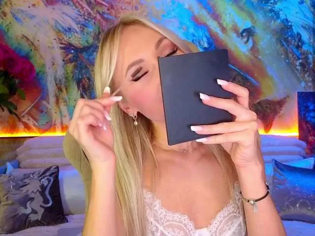 Live sex webcam photo for SweetGerl00 #291436310