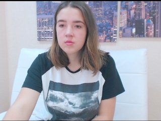 Live sex webcam photo for SweetH0ney #181519668