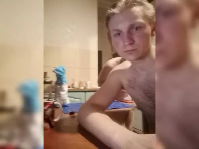 Live sex webcam photo for SweetKitty18 #271711689