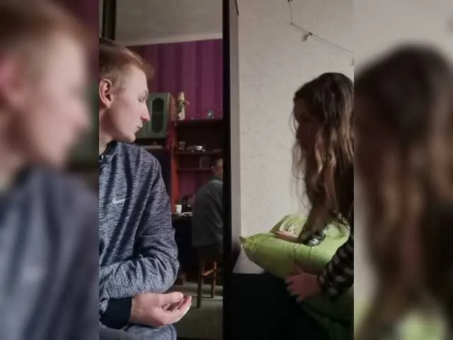 Live sex webcam photo for SweetKitty18 #271943577