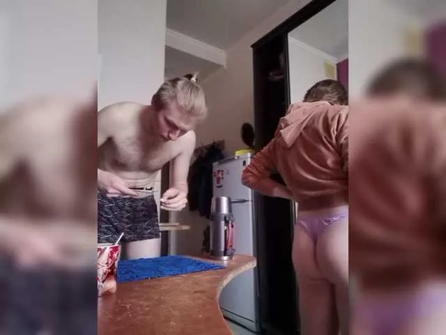 Live sex webcam photo for SweetKitty18 #272185702