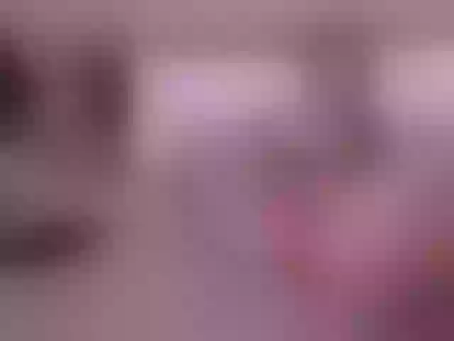 Live sex webcam photo for SweetLady697 #288025576