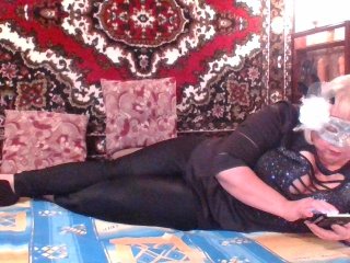 Live sex webcam photo for SweetLadyMary #123655474