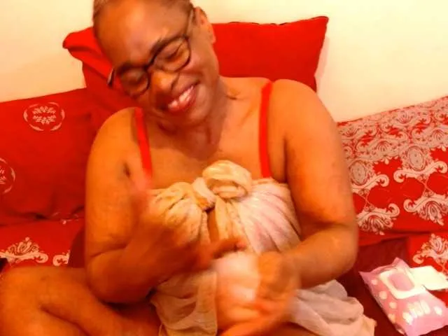Live sex webcam photo for SweetMellow #275664249