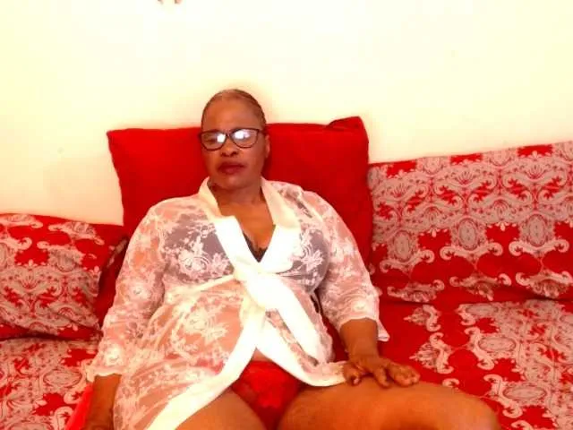 Live sex webcam photo for SweetMellow #275678854