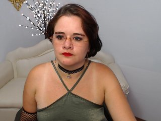 Live sex webcam photo for sweetmilfx #235066484