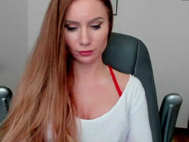 Live sex webcam photo for SweetMirande #290374520