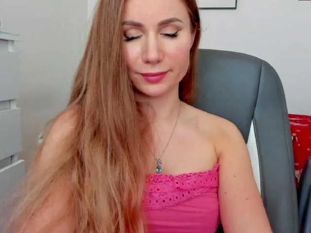 Live sex webcam photo for SweetMirande #290950803