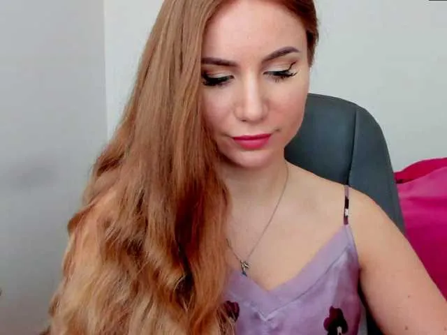 Live sex webcam photo for SweetMirande #291109624