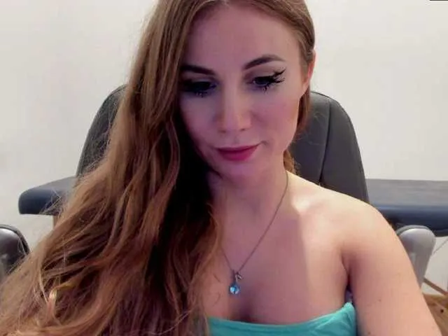 Live sex webcam photo for SweetMirande #291232754